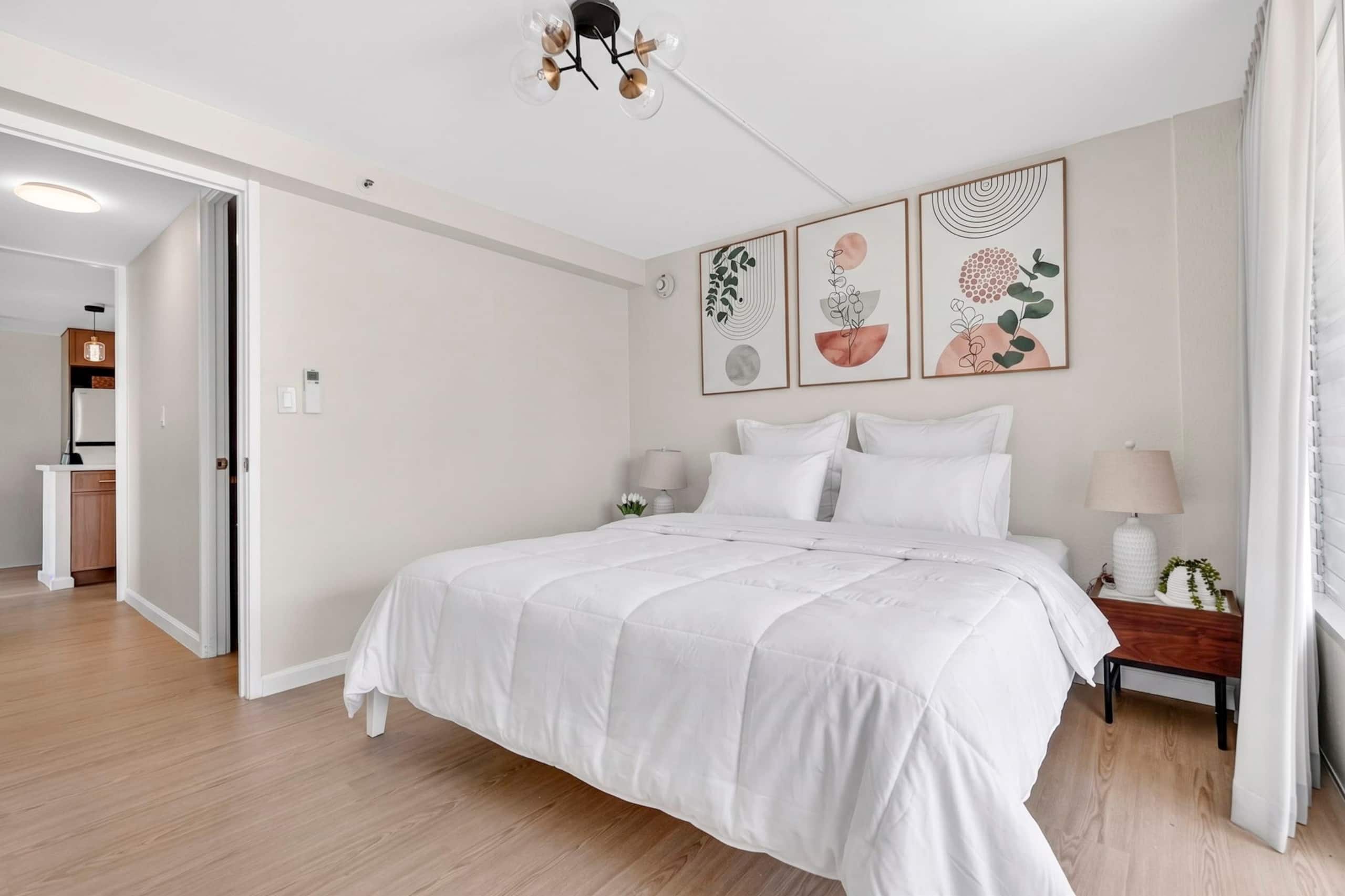 Modern Waikiki 1BR | Fully Renovated - Image 14