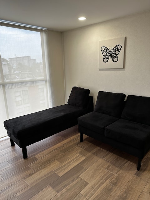 Top performing Airbnb: Downtown apartment, Forum Buenavista in Buenavista