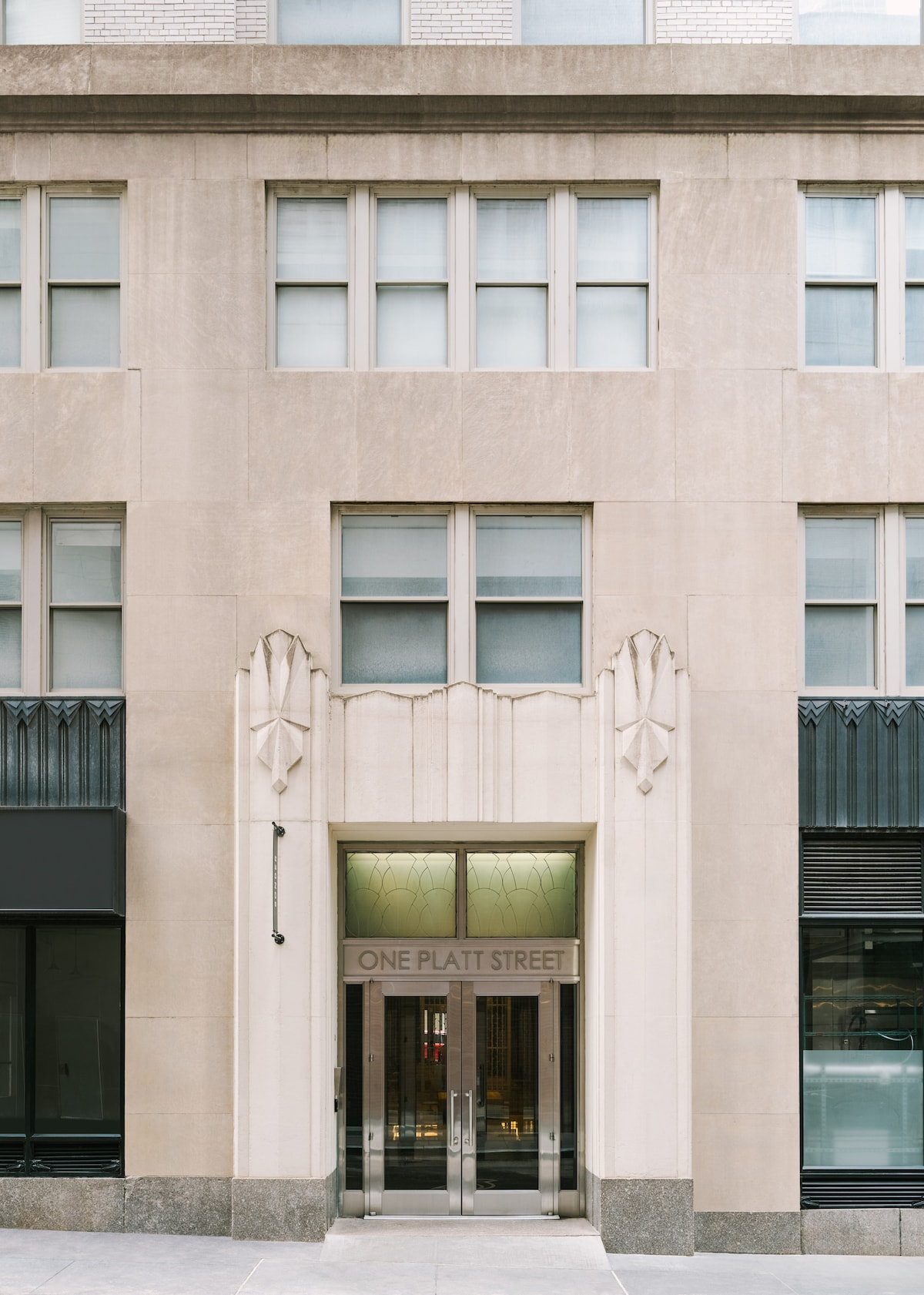 Exterior image 1