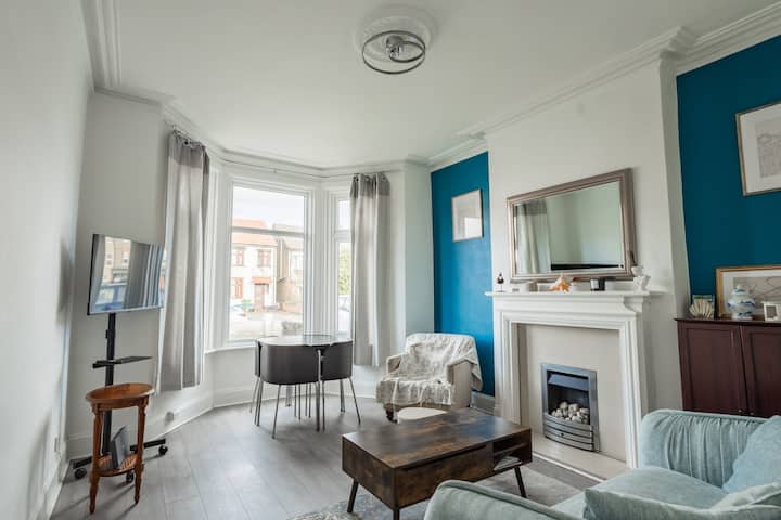 Free Parking | Fast Wifi | Contractor Friendly - Romford