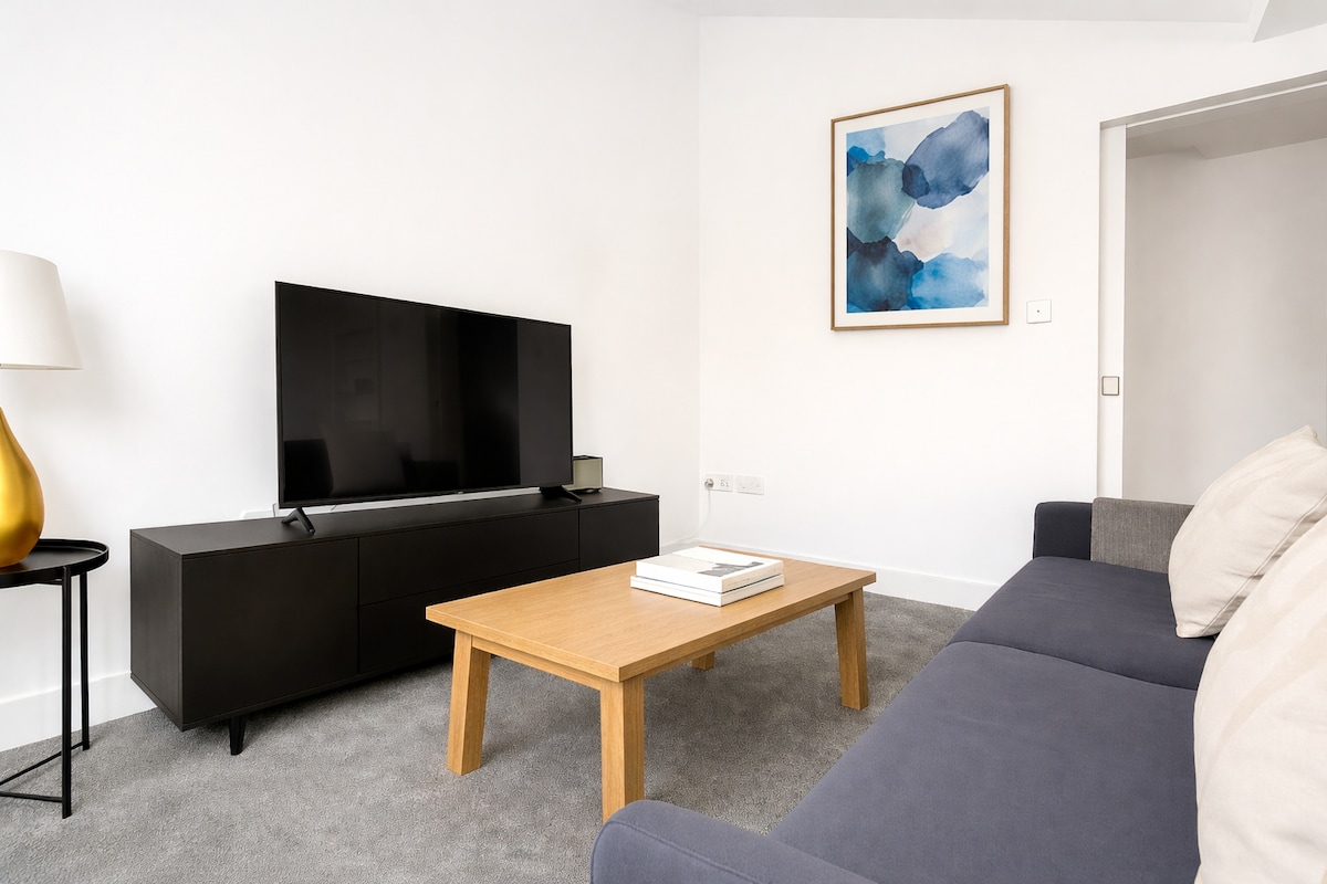 Fabulous 4 Beds by Tottenham Court Road - Flats for Rent in Greater ...