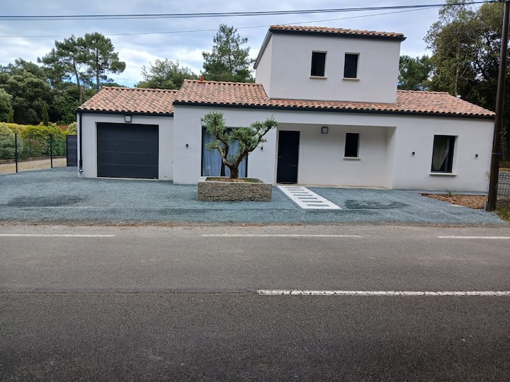 Maison Neuve, Jardin, 600 M De La Plage De La Mine - Jard-sur-Mer