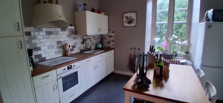 B&b Les Hirondelles De Hertenkamer - Saint-Léonard-de-Noblat