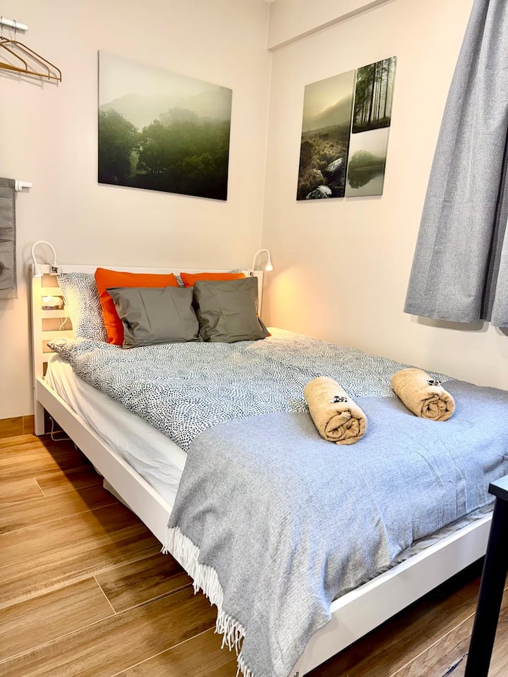 Modern 1bedroom Condo • Prime Warsaw Location - Warsaw