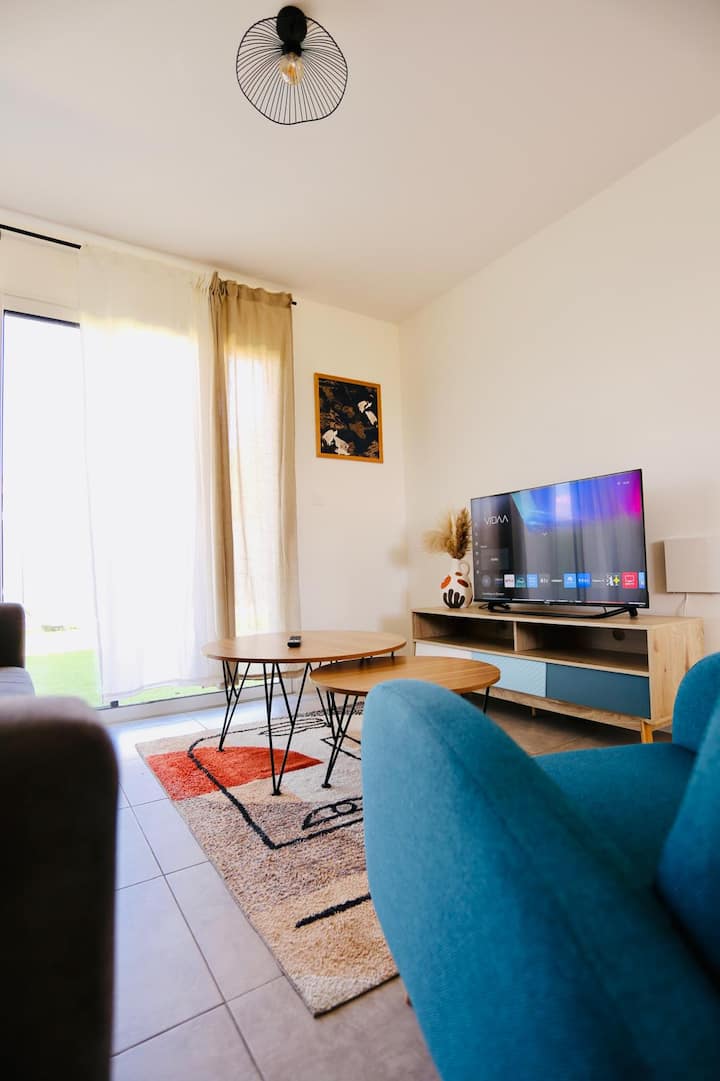 L’anatolé: Maison De Standing En Campagne 6 Pers - Ambres