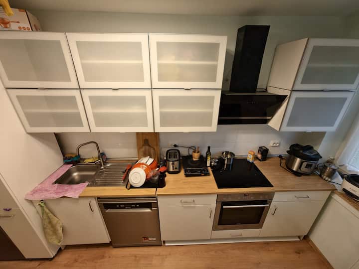 Ruhig Apartment With A Beautiful Balcony View - Grevenbroich