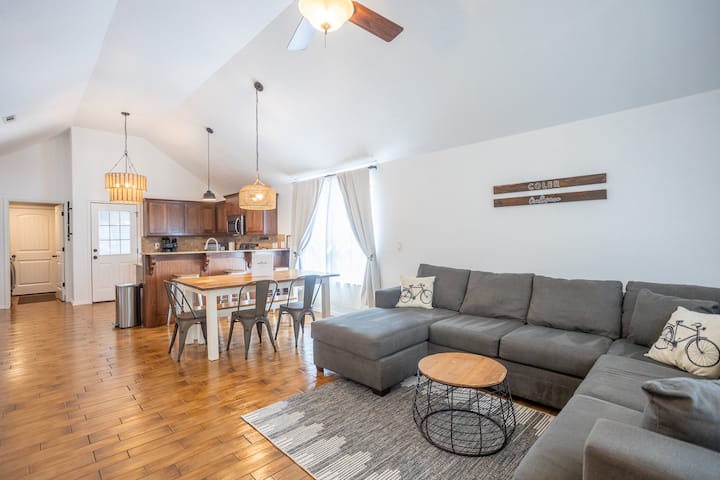 Coler Craftsman - Your Home Base In Bentonville! - Bentonville, AR