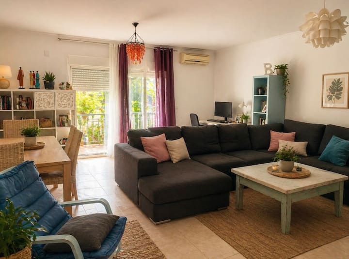 Habitación Privada Luminosa Y Tranquila. - Alicante