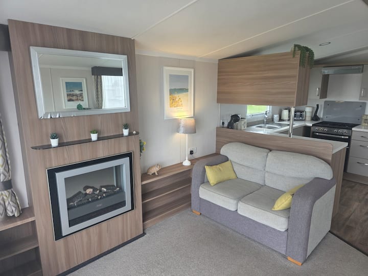 Higher Harlyn Park
Caravan In St Merryn - St Merryn