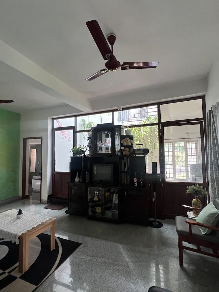 Roses Homestay Cozy Entire First Floor - Kochi