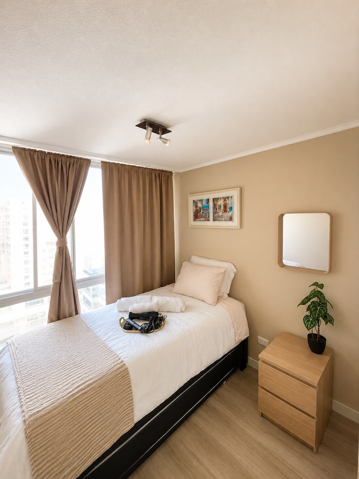 Hotel-style Room In The Heart Of - Santiago, Chile