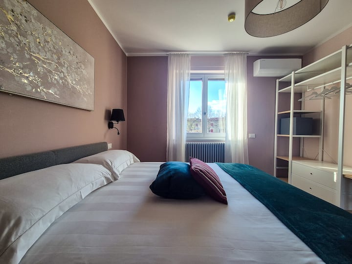 Tuscany Pink Suite - Pienza