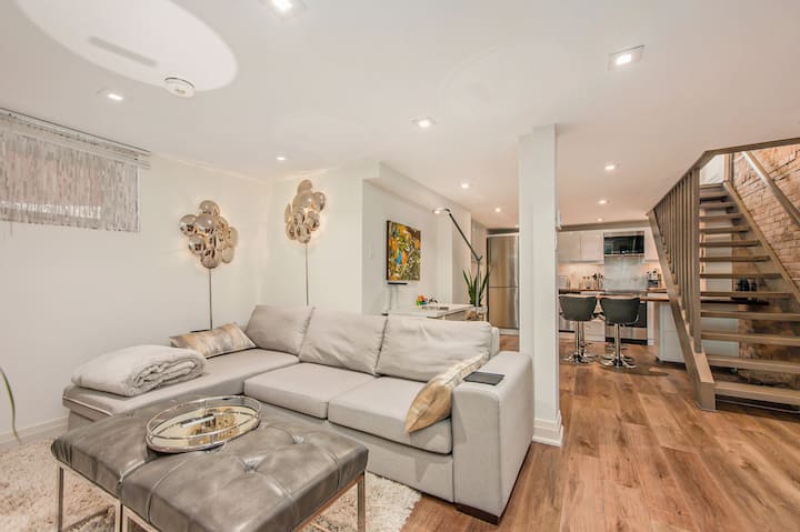 Golden Triangle Designer Hideaway - Ottawa