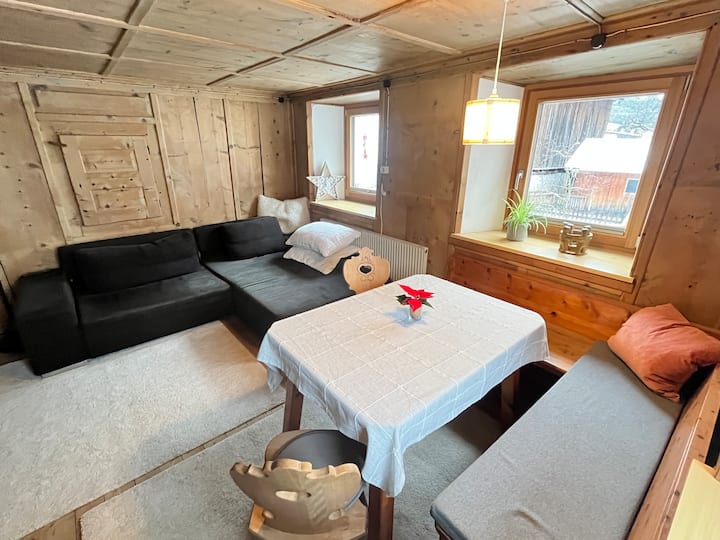 Wohlfühlhaus In Schönwies Mit Großem Traumgarten - Landeck