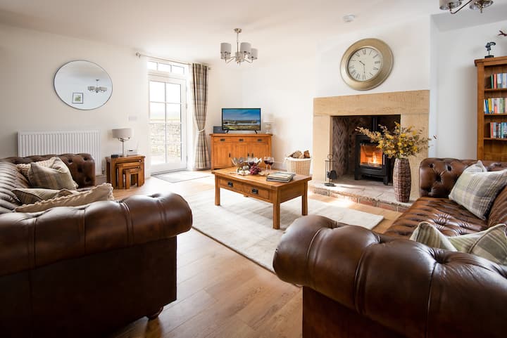 Luxury 4br Stay Sleeps-10 Parking+garden+fire - Rothbury