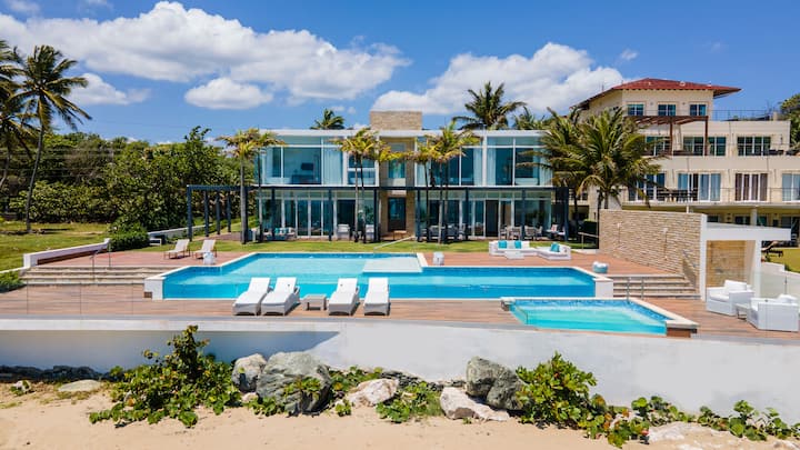 Casa Estefania Luxury 10br Oceanfront Villa - Cabarete