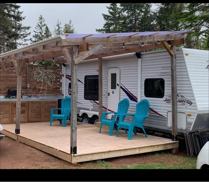 Couples Or Small Family Camper Full Bed/2bunks - Cavendish