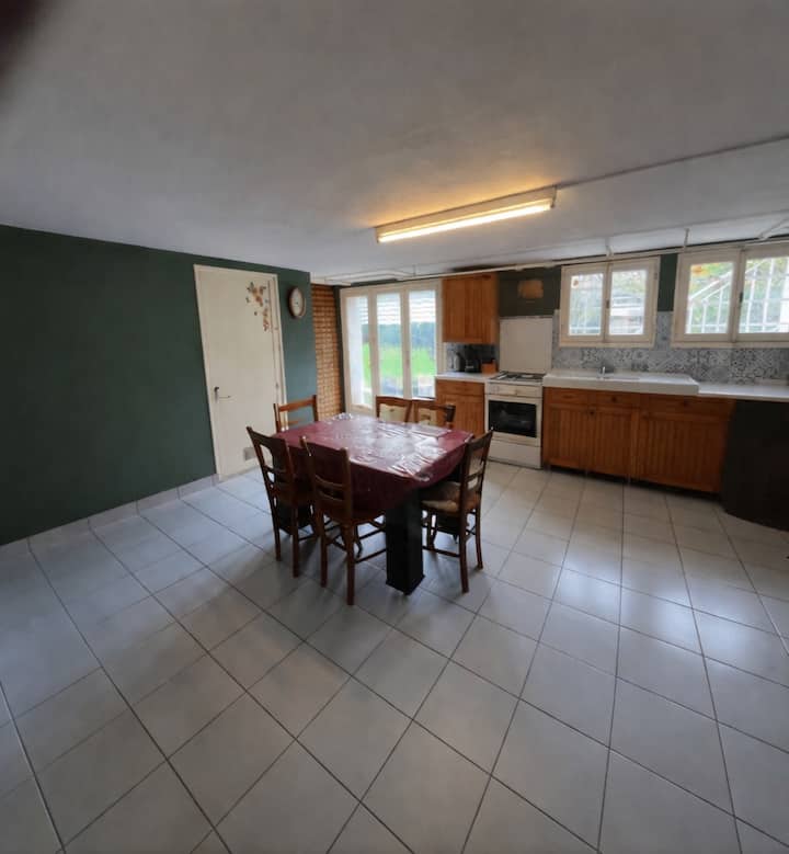 Appartement 2 Pièces - Laval, France