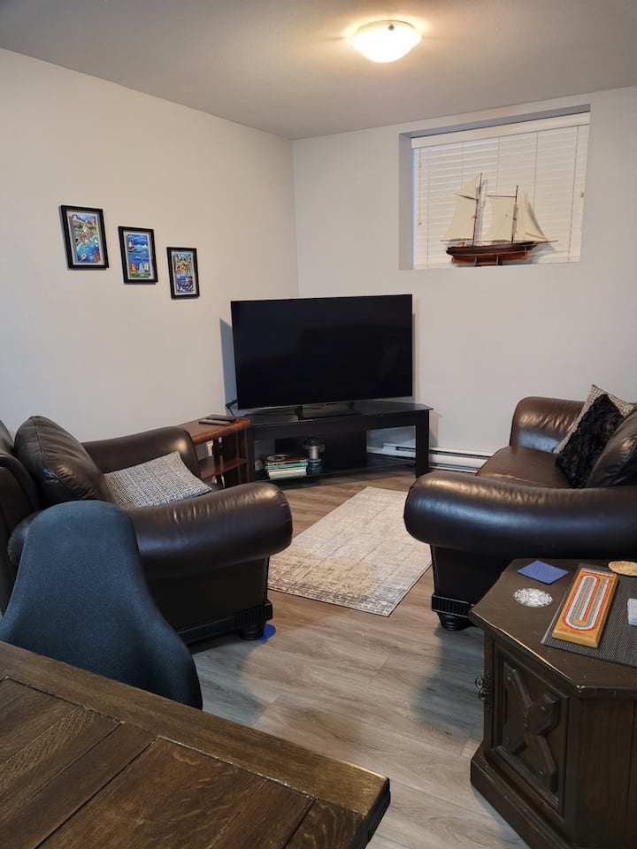 Clayton Heights Private Suite - Surrey
