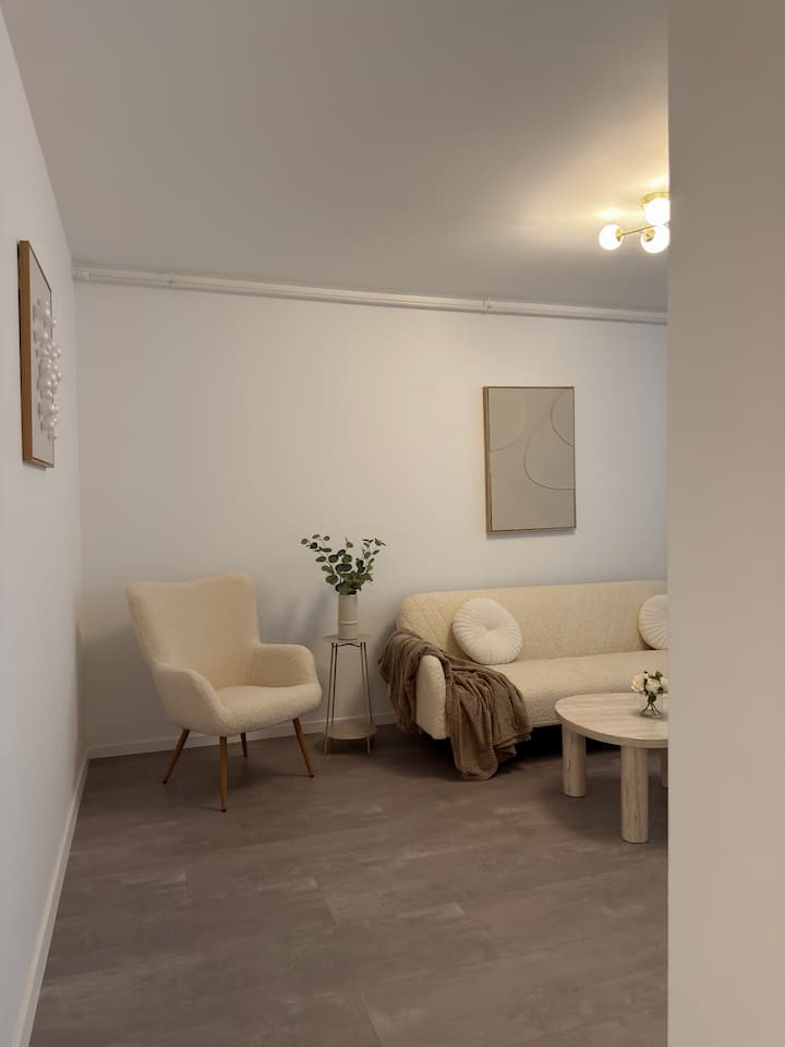 Modern Bright City Apartment • Self Check In - Arad