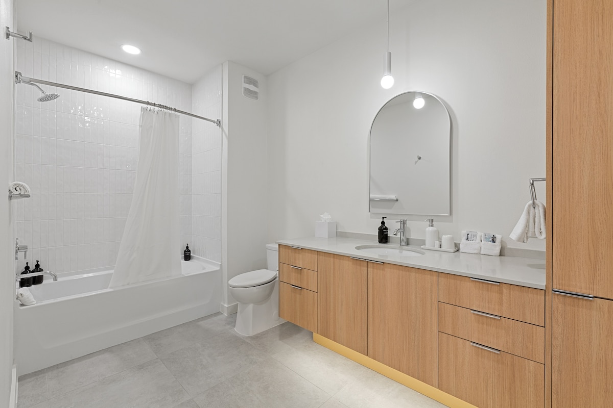 Pool | 2BDR Deluxe Suite w/ Balcony | The Code