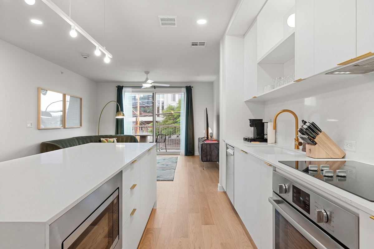 Pool | 2BDR Deluxe Suite w/ Balcony | The Code