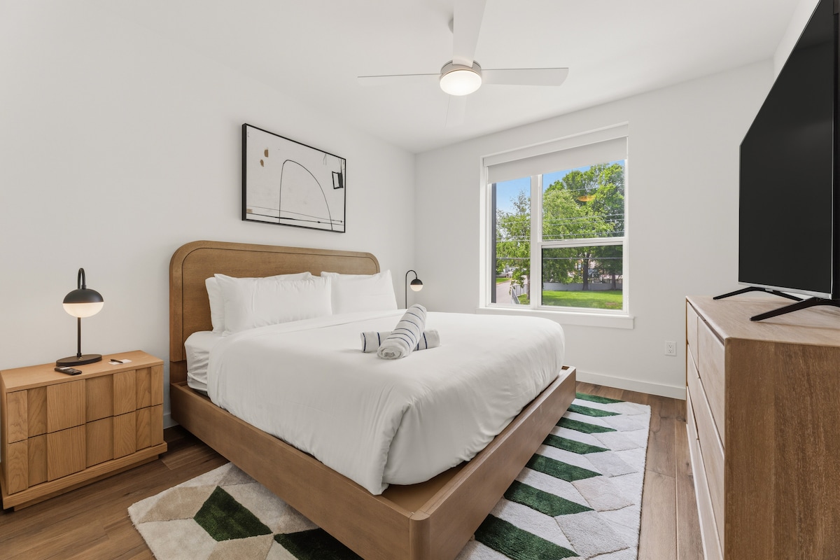 Pool | 2BDR Deluxe Suite w/ Balcony | The Code