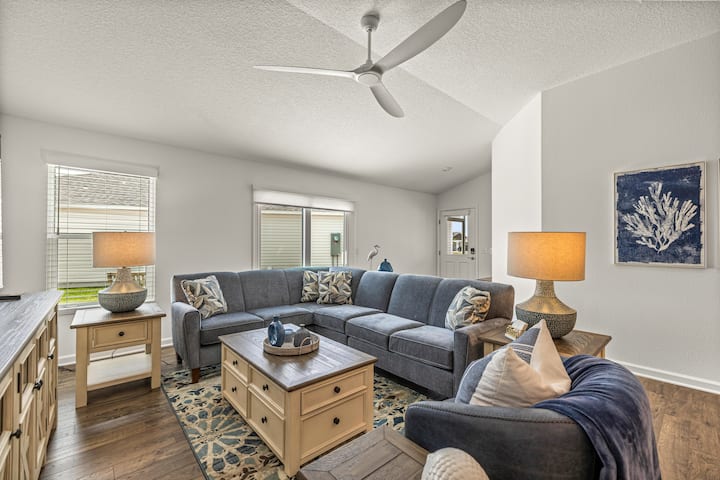 The Villages 2br Near Eastport + Patio + Golf Cart - Wildwood, FL