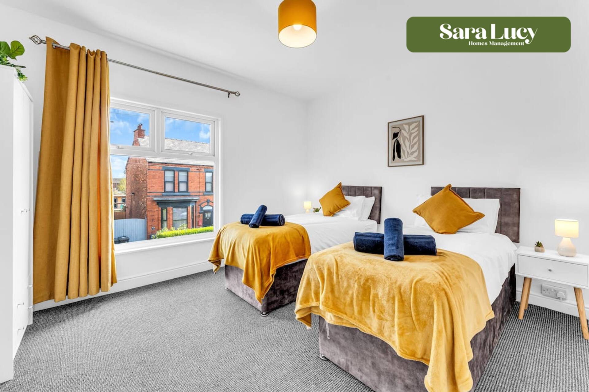 6 Bed Contractor Crew Parking | Long Stay | Value