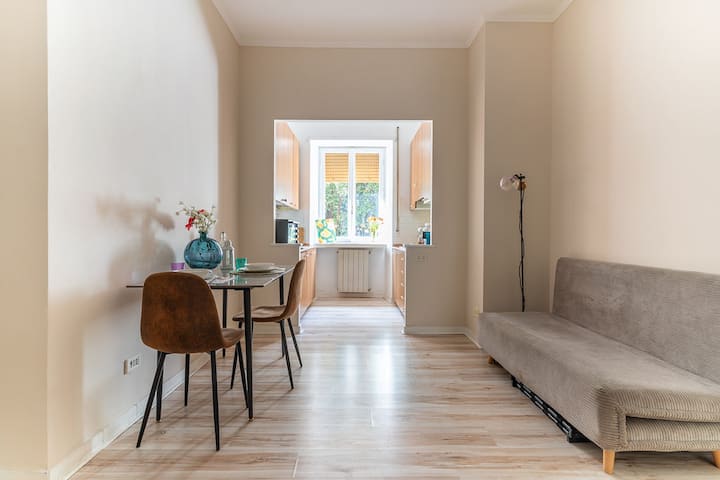 Lovely Loft Steps To Vatican W/ Balcony - 로마