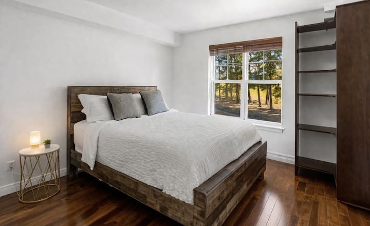 Luxury 1br 5 Min To Dt Moncton & Avenir Ctr | Golf - Moncton