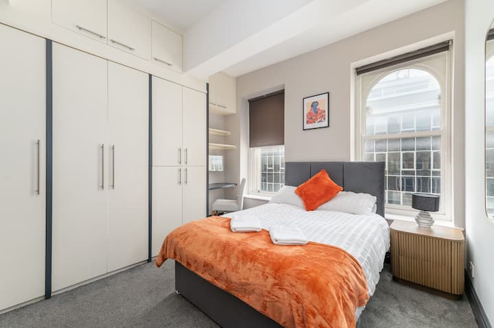 Prime Location | Hg1 | 3-bed Modern Flat | Sleep 5 - Harrogate