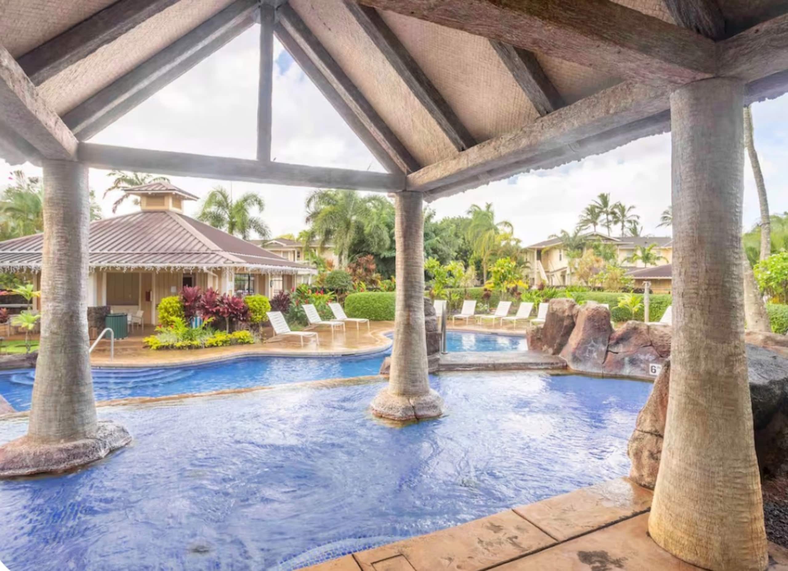 Home in Princeville · ★5.0 · 3 bedrooms · 4 beds · 2.5 baths - Image 23