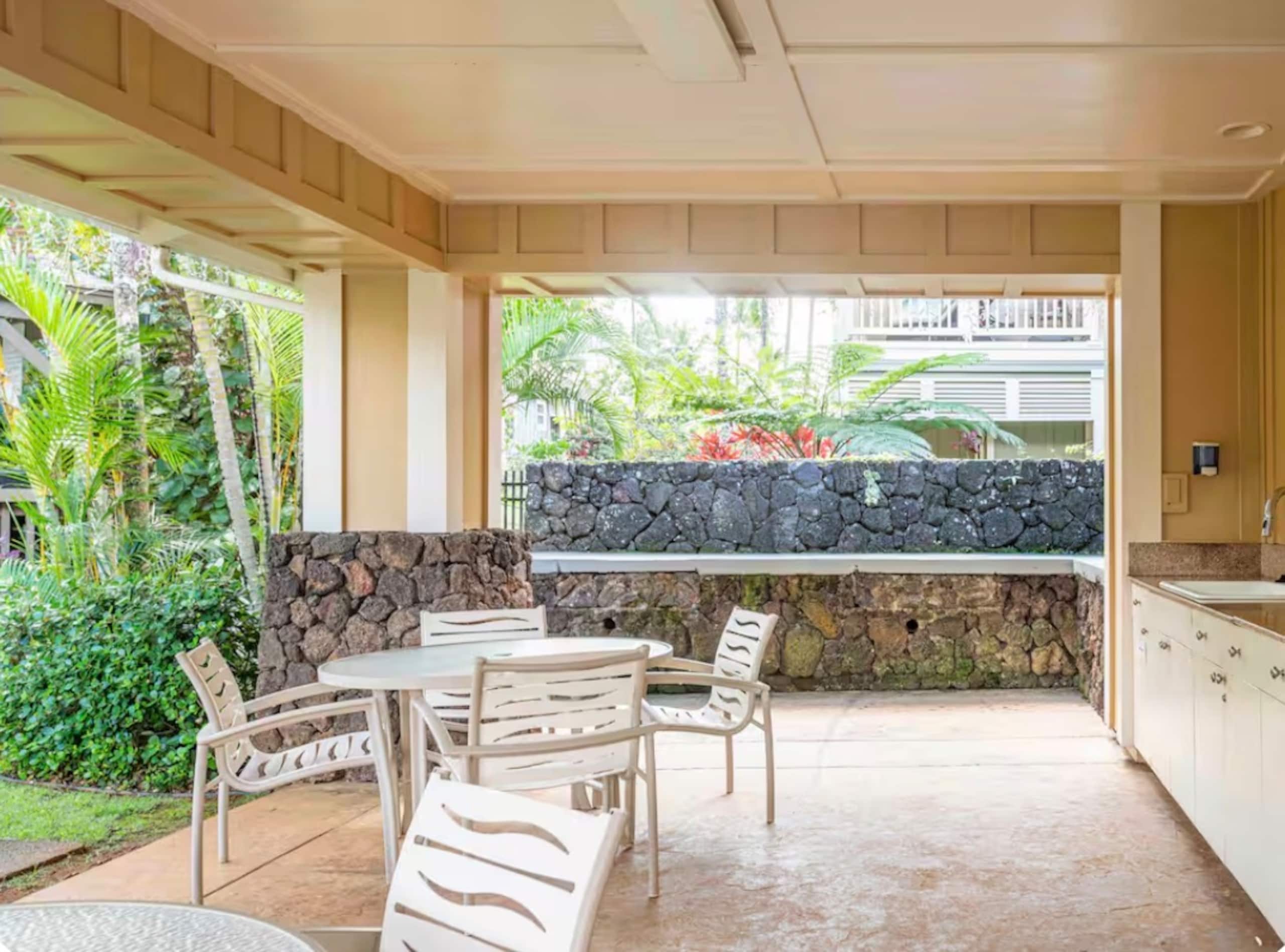 Home in Princeville · ★5.0 · 3 bedrooms · 4 beds · 2.5 baths - Image 27