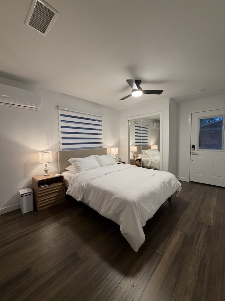 Gator Getaway | 8 Min To Uf | Private Guesthouse - Gainesville, FL