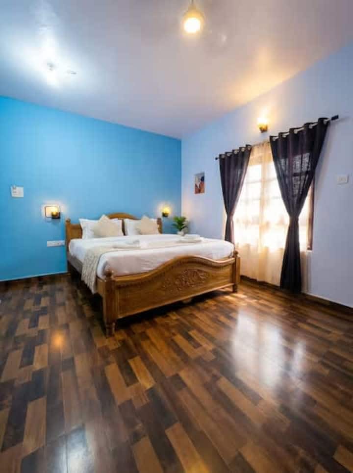 Bedroom 2 image 2