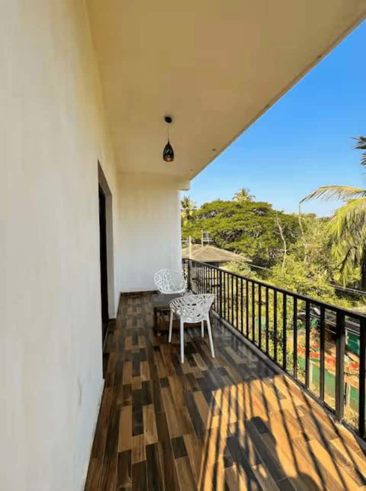 Balcony image 14