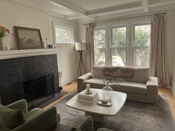 Historic Family Home On Lasalle Gardens Park - Detroit, MI