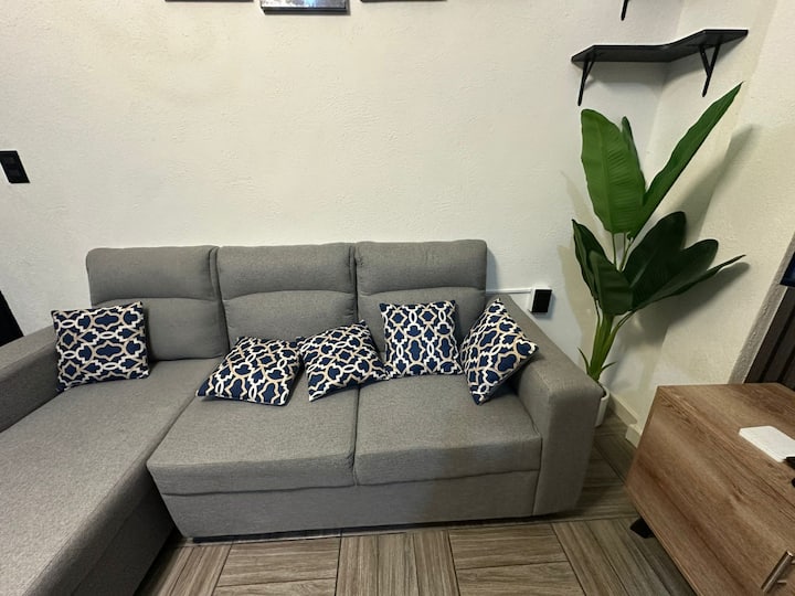 Apartamento Con Sala Comedor Y Cocina Y Baño - Guatemala