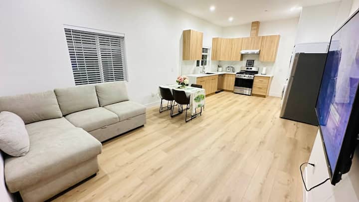 Modern Designer 2br Retreat | Gated & New - Whittier, CA