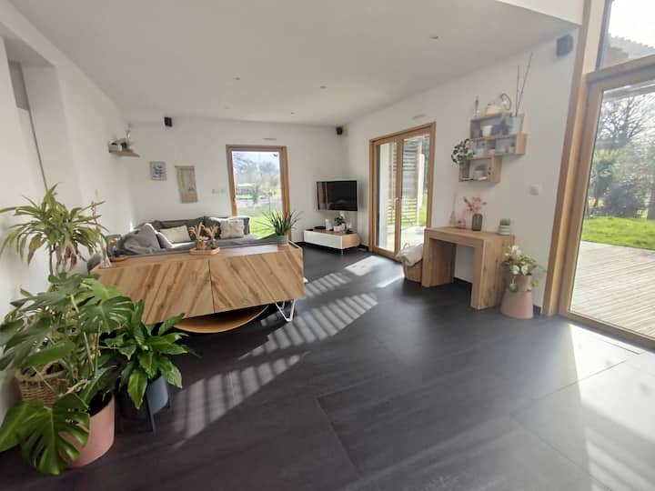 Jolie Maison Cosy - Tinténiac