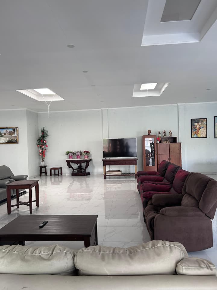 Omah Progo 
Vacation House - Salatiga