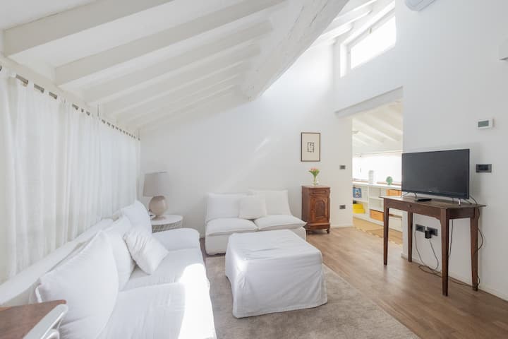Roof42 - Appartamento Con Parcheggio Gratuito - Parma