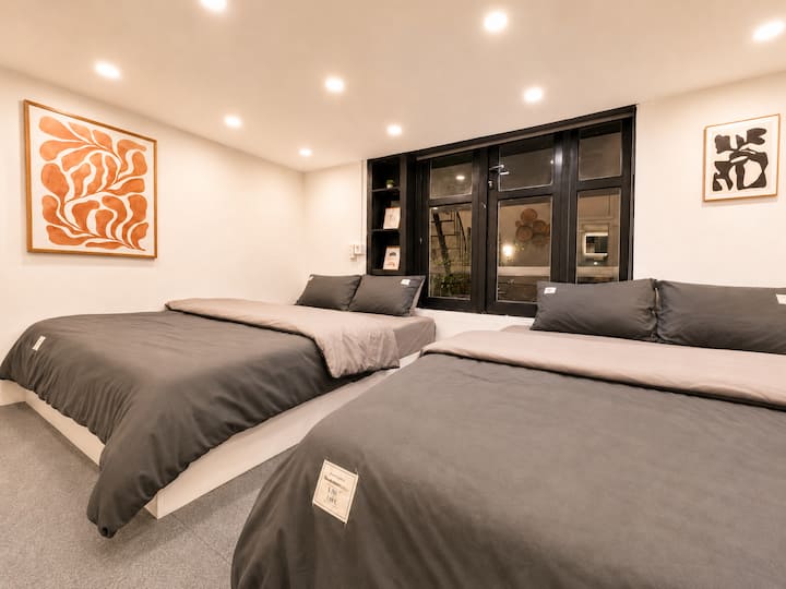 Hoan Kiem Lake View Balcony | 3qbed | 6pax |20%off - China