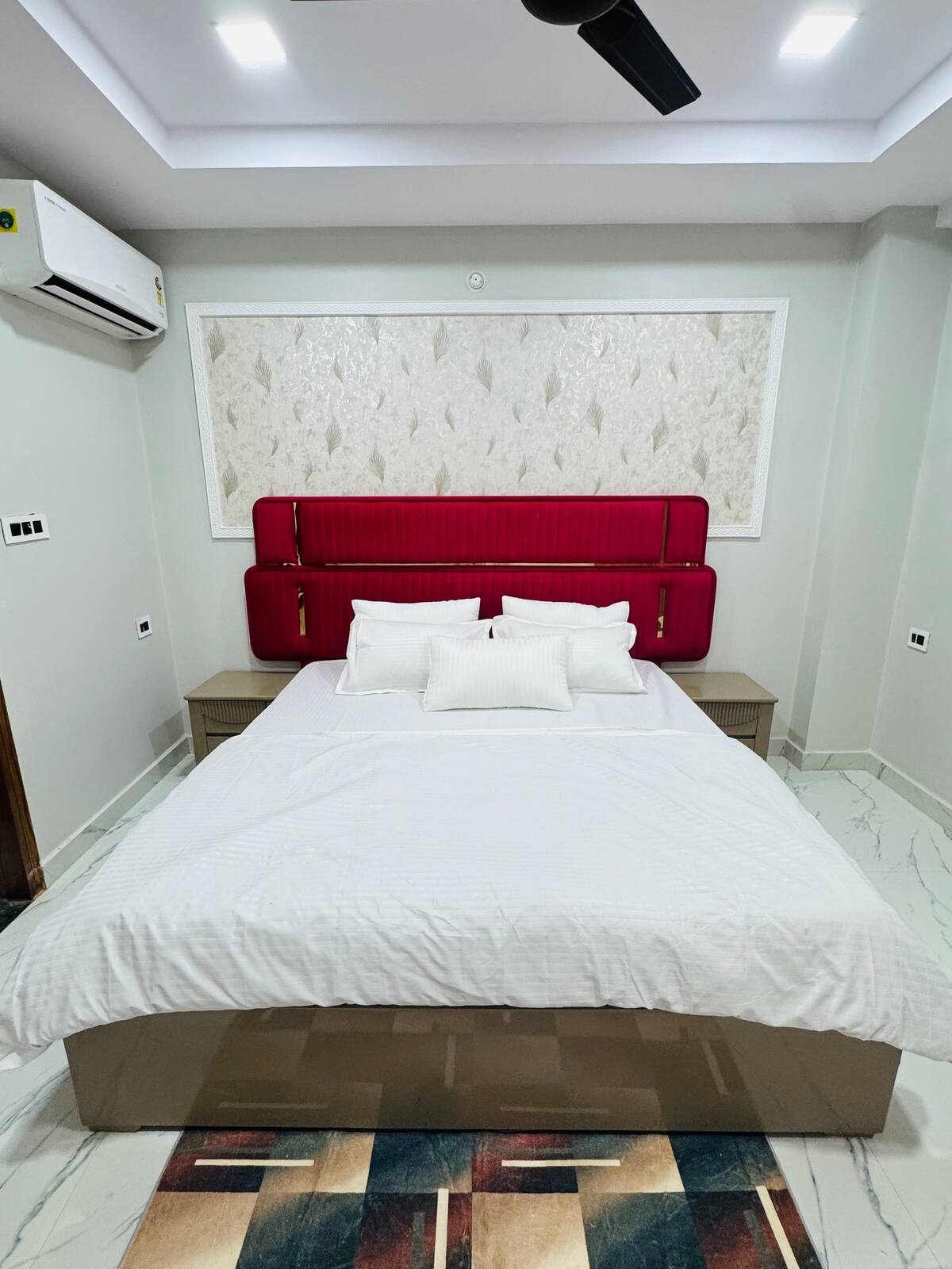 RedRose Palace Bedroom