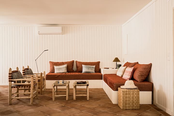 Casa Riba -
Between Ocean & Countryside With Pool - Costa da Caparica