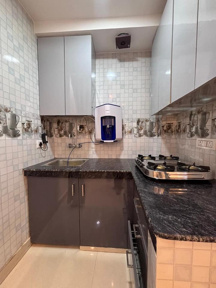 115,entire Rental Unit In New Delhi, India - New Delhi