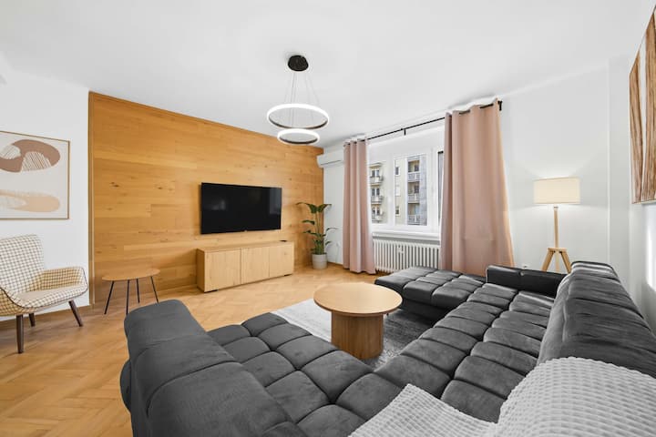 Central Brightside Suites -  Up To 6 Guests - Bratislava