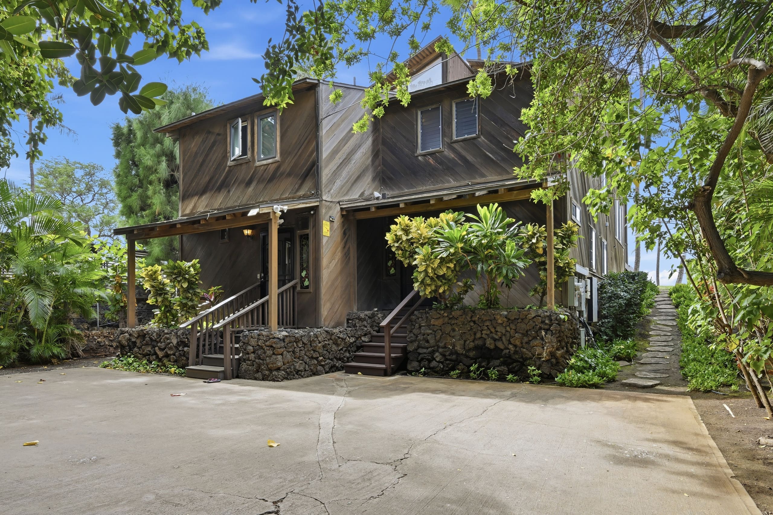 Townhouse in Kihei · ★4.86 · 2 bedrooms · 4 beds · 3 baths - Image 27