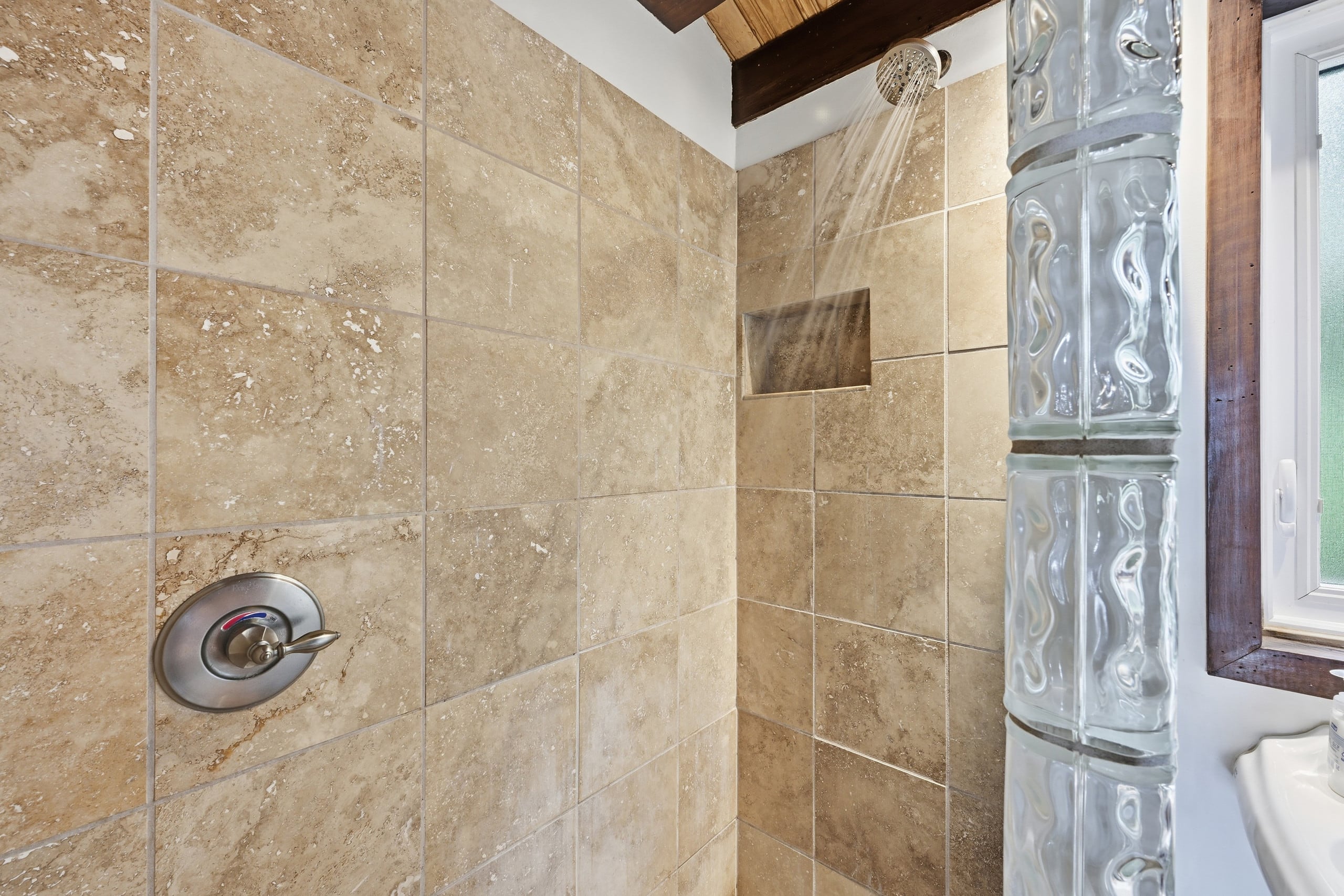 Townhouse in Kihei · ★4.86 · 2 bedrooms · 4 beds · 3 baths - Image 21